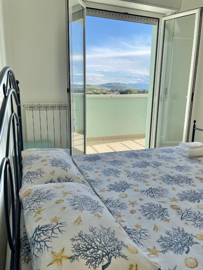 Oltre L'Orizzonte Apartment แฟร์โม ภายนอก รูปภาพ