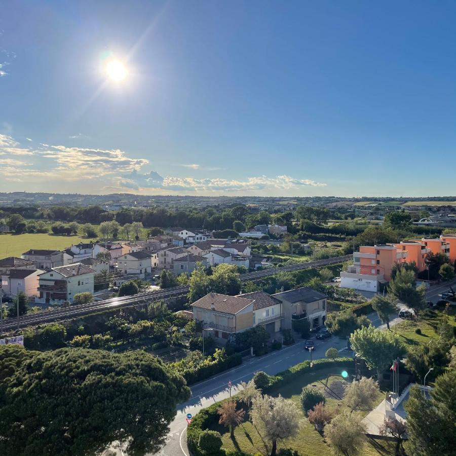 Oltre L'Orizzonte Apartment แฟร์โม ภายนอก รูปภาพ